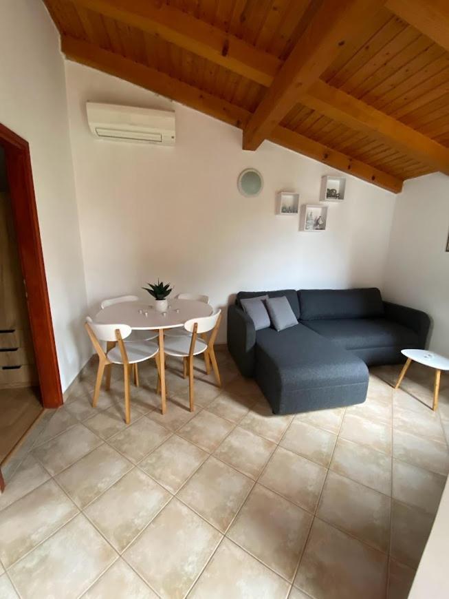 Apartman I&I Peroj Bagian luar foto